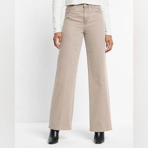 NWT Express High Waisted Tan Wide Leg Jeans - Picture 1 of 6